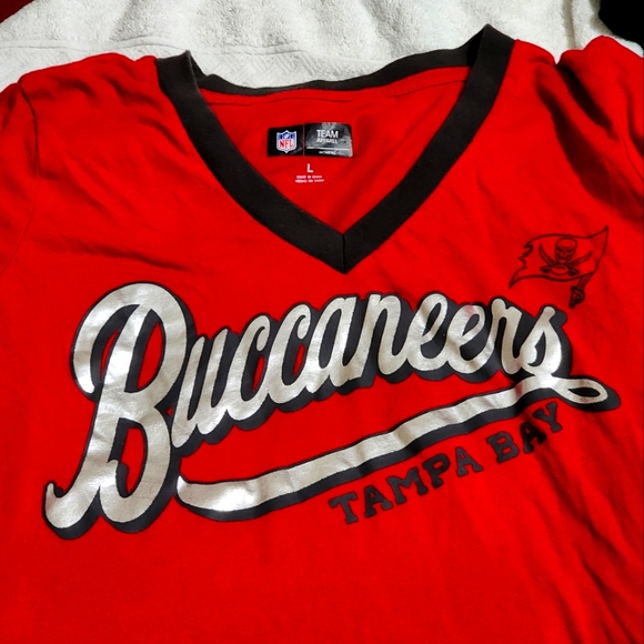 NFL Tampa Bay Buccaneers Shirt / T-shirt 👕 - Picture 2 of 6